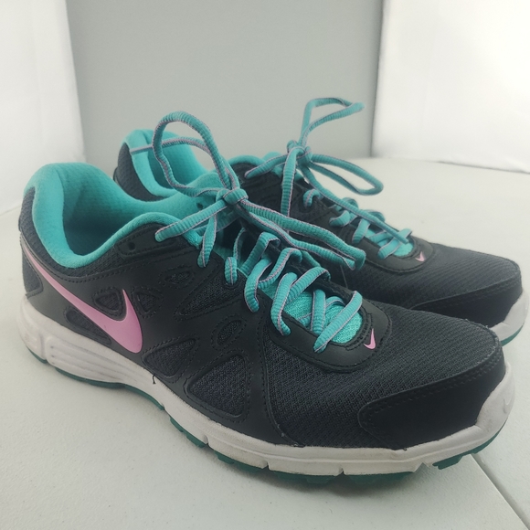 nike revolution teal